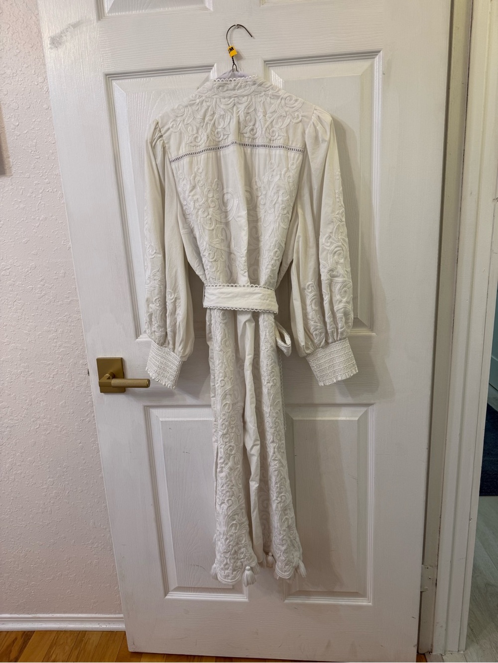 Alice + Olivia White Embroidered Tie-Waist Dress - Picture 2 of 5